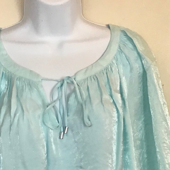 Jennifer Lopez Tops - Jennifer Lopez blouse